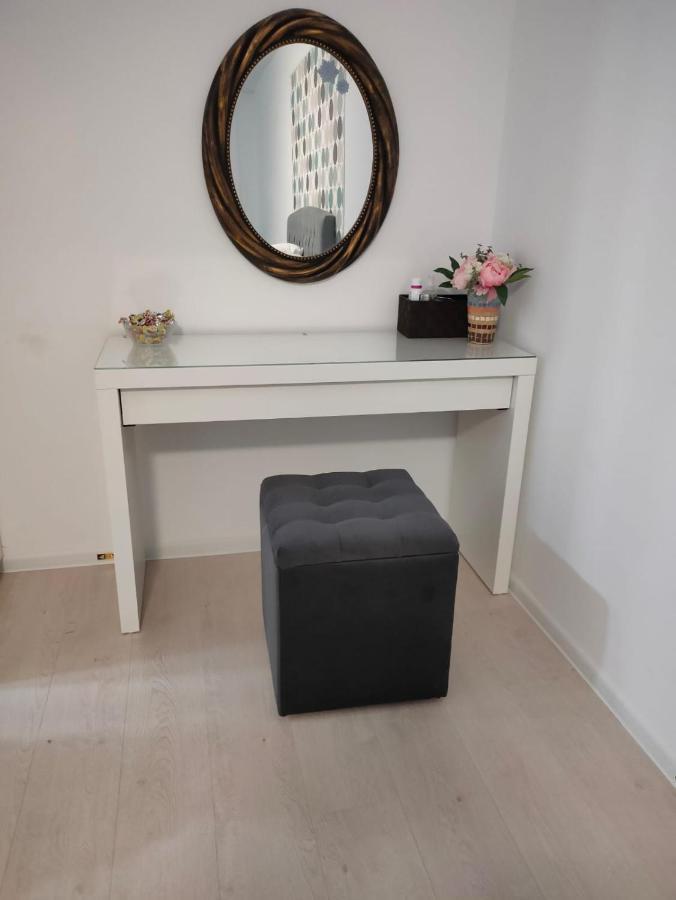 Dc Ghencea 158 Self Check-In Apartman Bukarest Kültér fotó